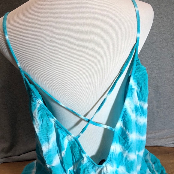 Fashion Fuse Open Back Tank top - Picture 5 of 5